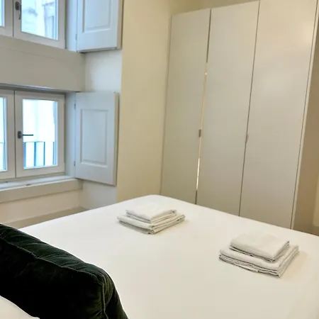 Santa Justa Bedrooms 招待所 3*