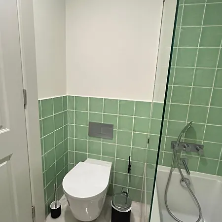 Santa Justa Bedroom Private Wc Lisbon