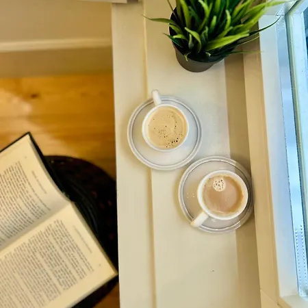 Santa Justa Bedrooms Гостьовий будинок